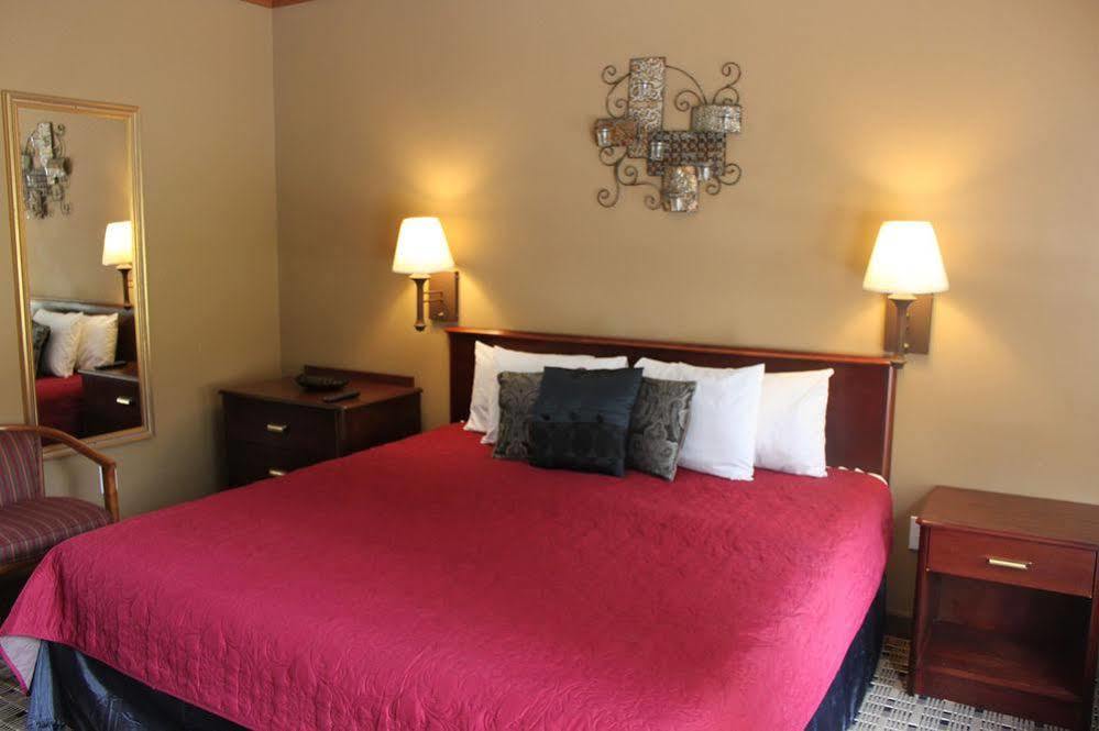 Qualla Cabins And Motel Cherokee Near Casino Whittier Ngoại thất bức ảnh