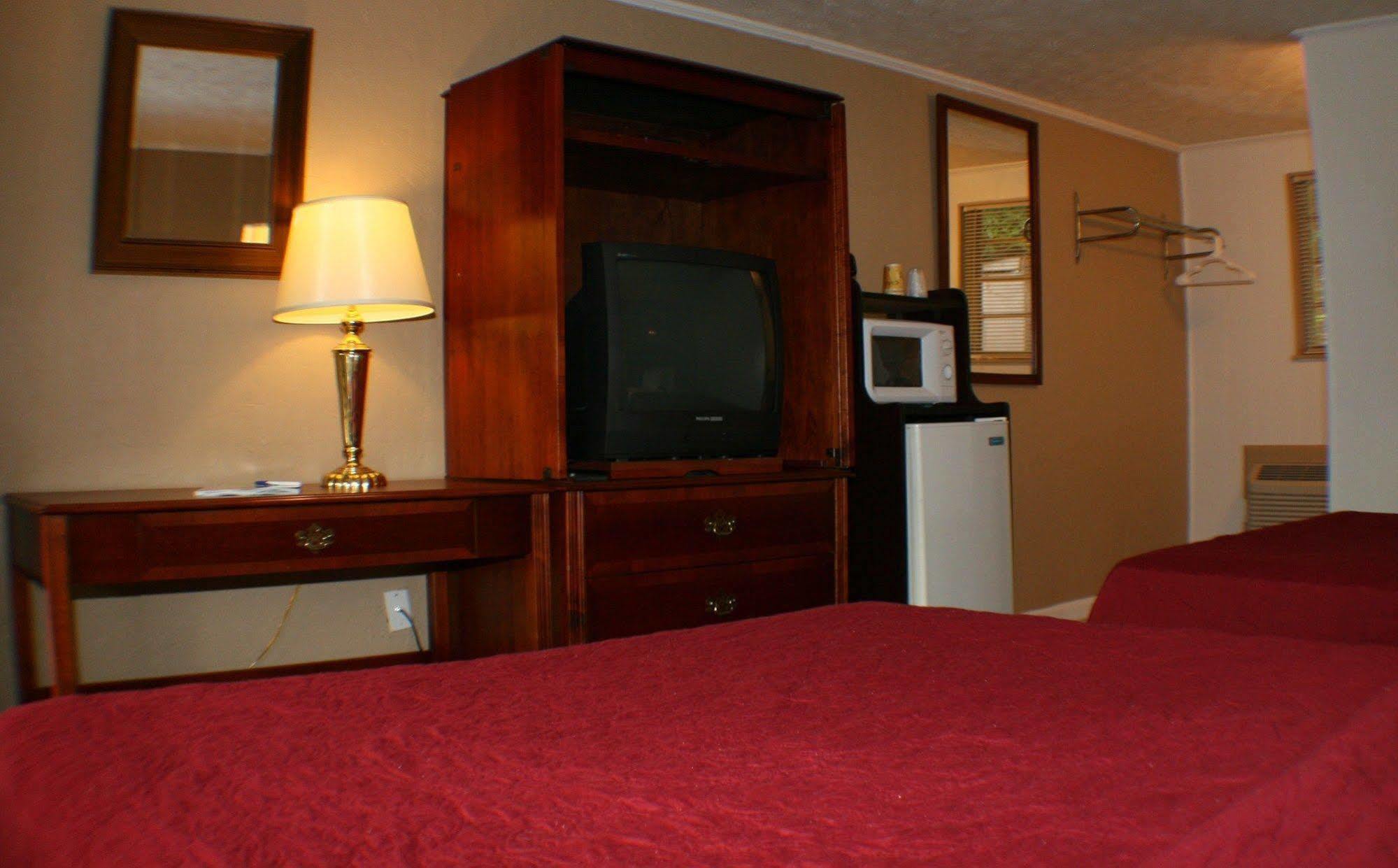 Qualla Cabins And Motel Cherokee Near Casino Whittier Ngoại thất bức ảnh